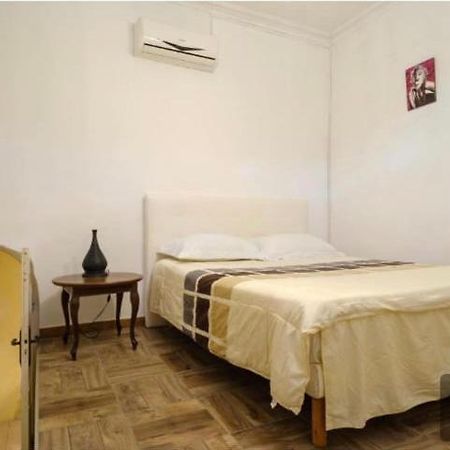 Casa Lilian Hotell Lecce Exteriör bild